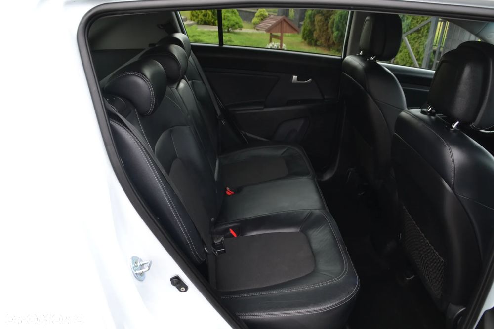 Kia Sportage 1.6 GDI L 2WD - 31
