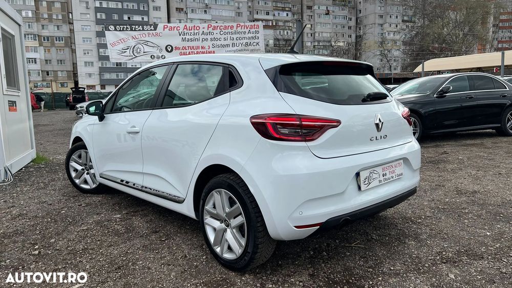 Renault Clio - 29