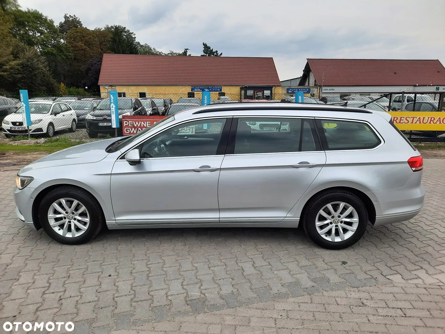 Volkswagen Passat Variant 2.0 TDI DSG (BlueMotion Technology) Comfortline - 11