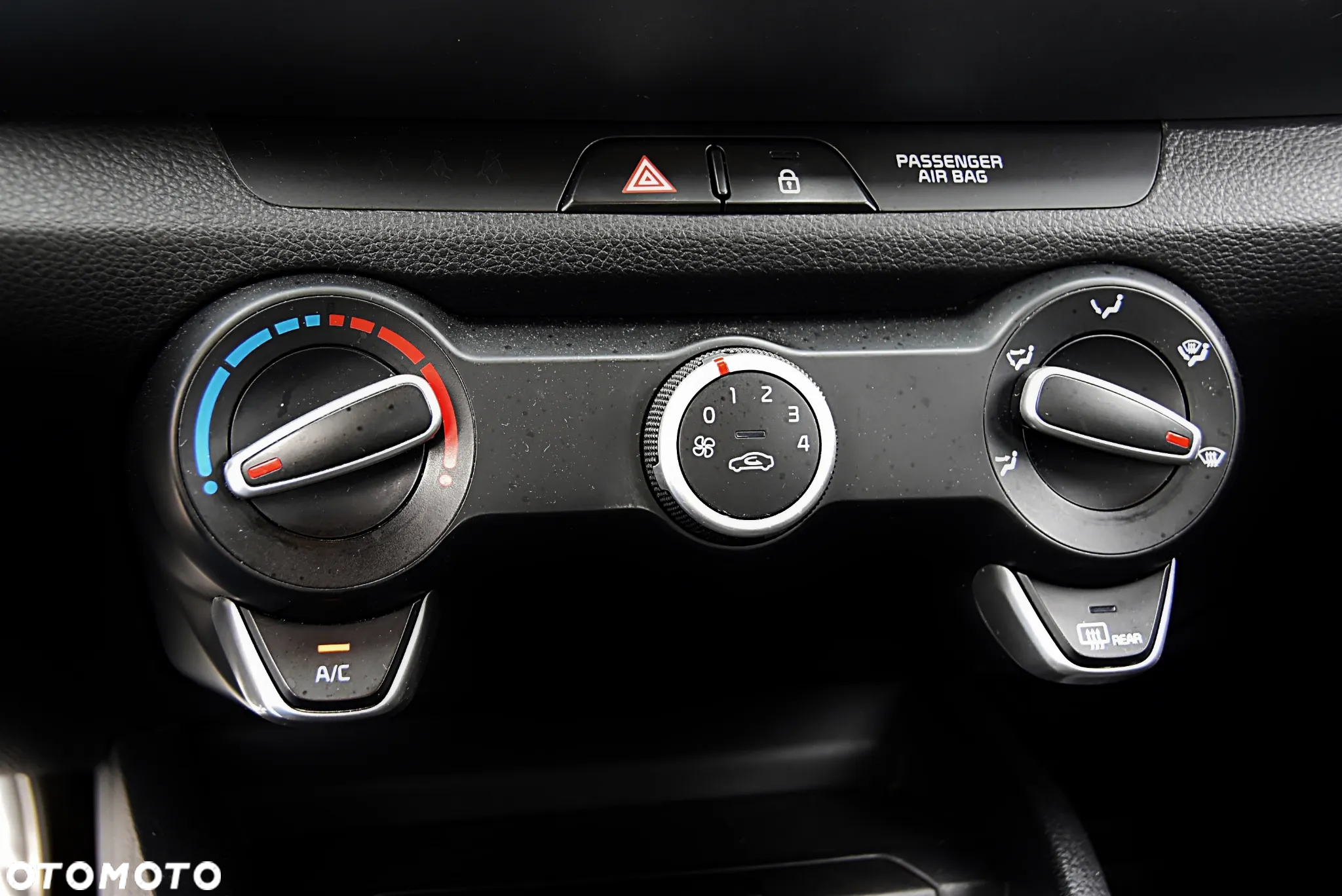 Kia Stonic 1.0 T-GDI M - 33