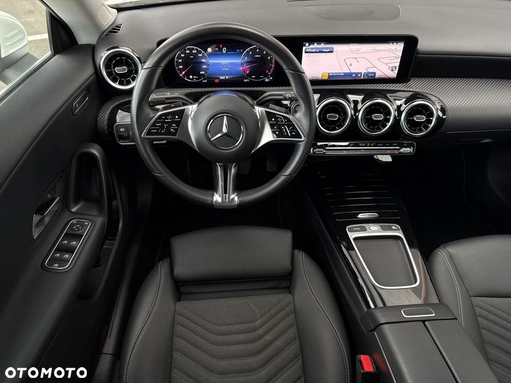Mercedes-Benz CLA - 14