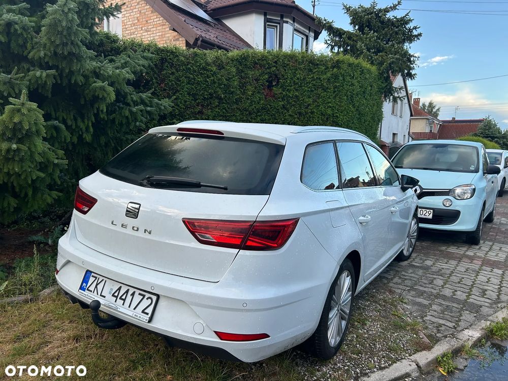 Seat Leon Sportstourer 2.0 TDI DSG Xcellence - 5