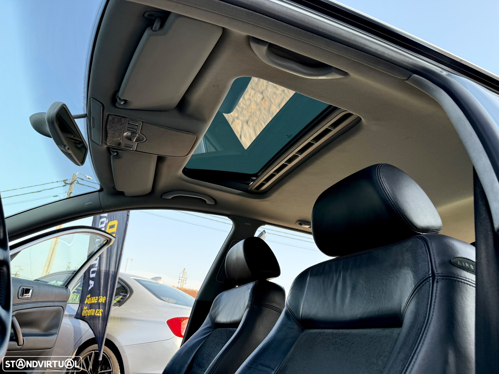 VW Passat Variant 1.9 TDi Highline - 39