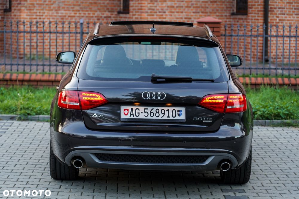 Audi A4 Avant 3.0 TDI DPF quattro tiptronic S line Sportpaket (plus) - 12