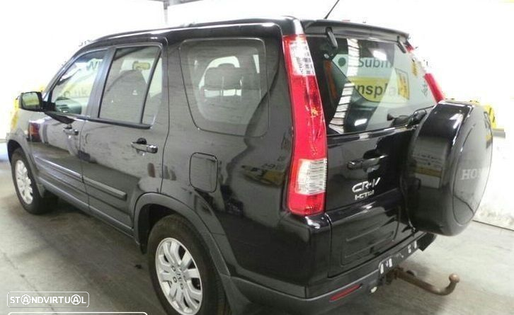 Honda CR-V Sport 2.2 CDTI de 2005 disponível para peças - 4