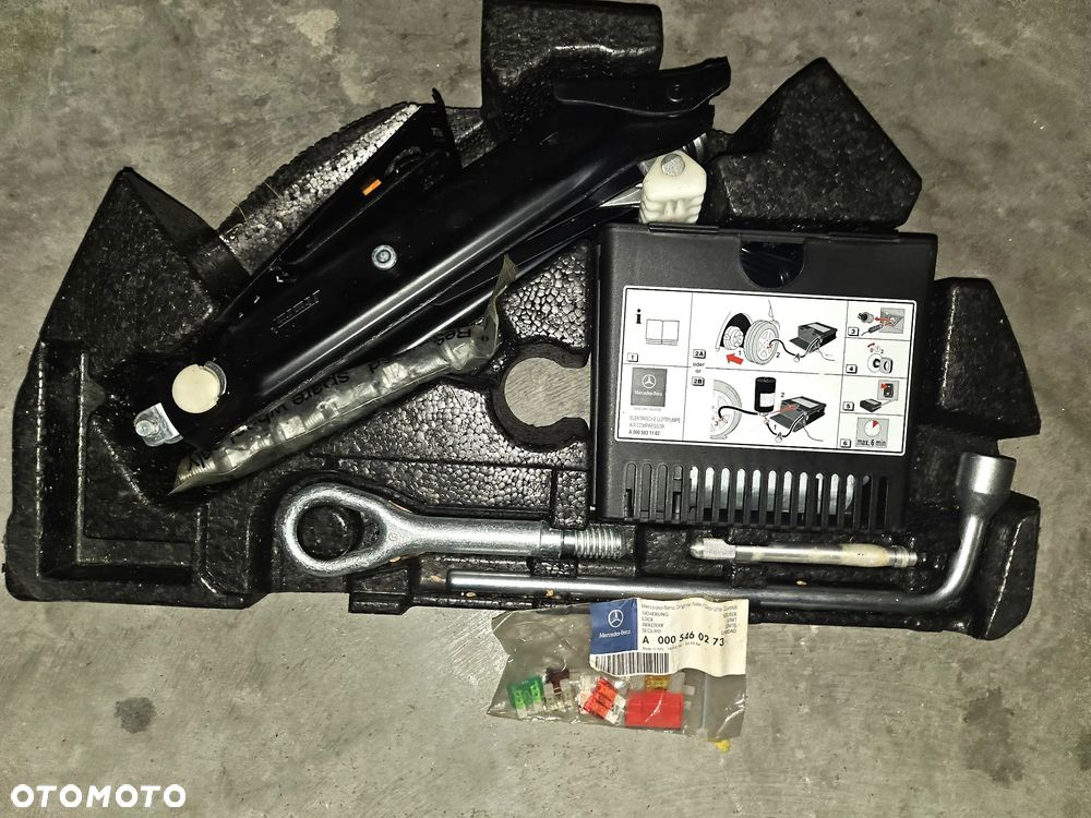 Mercedes-Benz Klasa C 180 Kompressor - 11