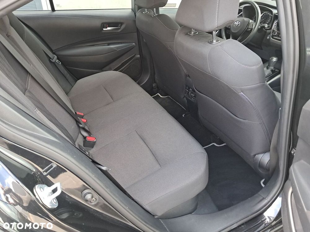 Toyota Corolla 1.8 Hybrid Active - 13