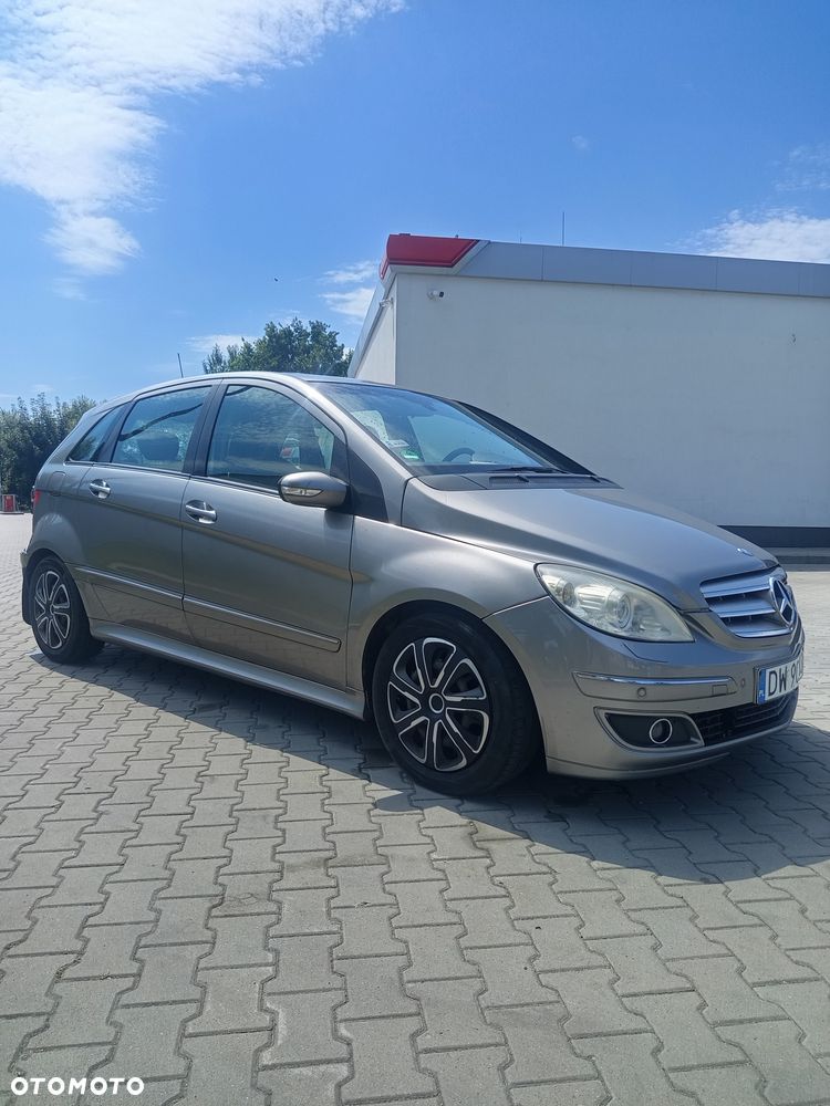Mercedes-Benz Klasa B - 1