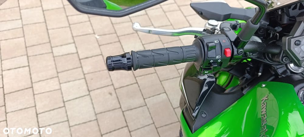 Kawasaki Z 900 - 13