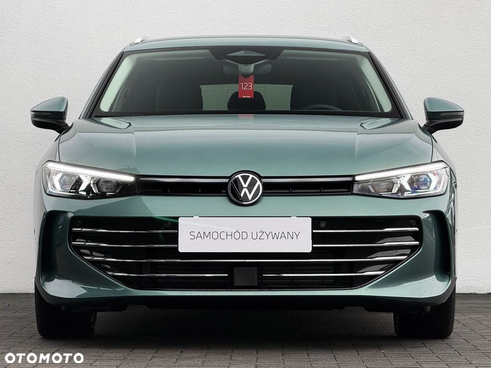 Volkswagen Passat Variant 2.0 TDI SCR DSG Elegance - 6
