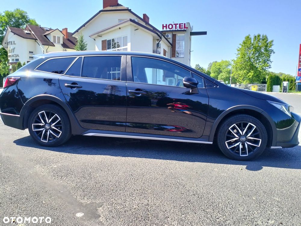Toyota Corolla 1.8 Hybrid Touring Sports Trek - 3