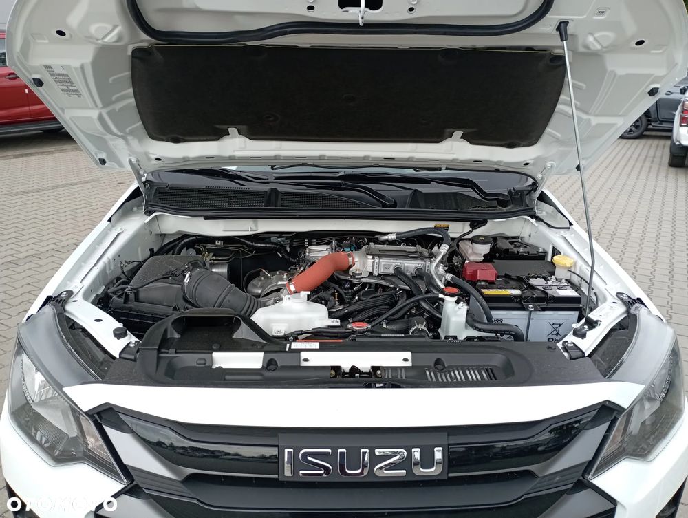 Isuzu D-Max 1.9 EC LS - 24