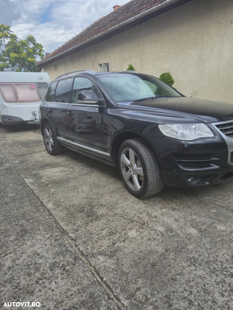 Volkswagen Touareg - 2