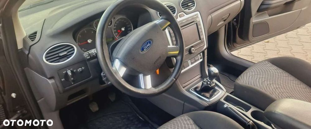 Ford Focus - 16