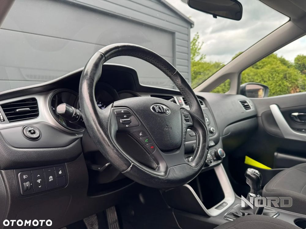 Kia Ceed 1.6 CRDi M - 12