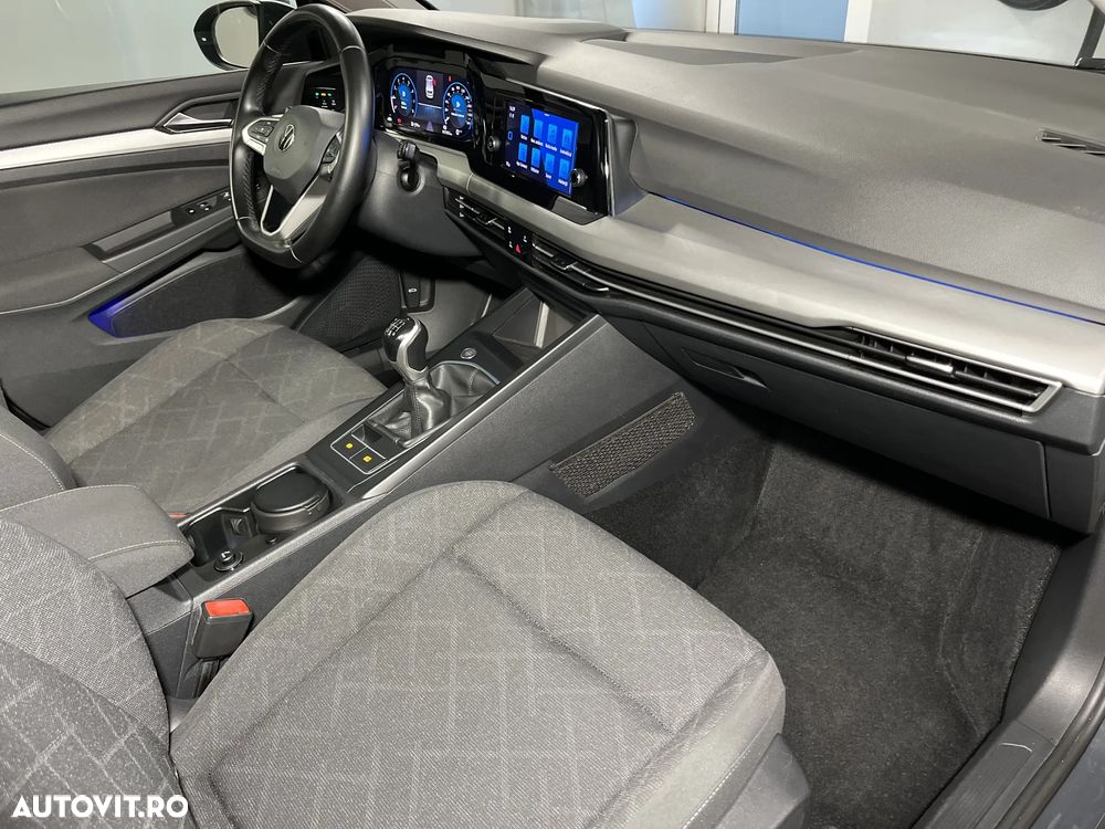 Volkswagen Golf - 29