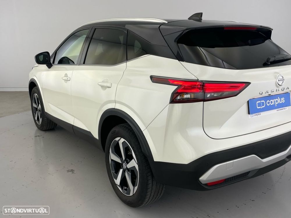 Nissan Qashqai 1.3 DIG-T N-Connecta Xtronic - 24