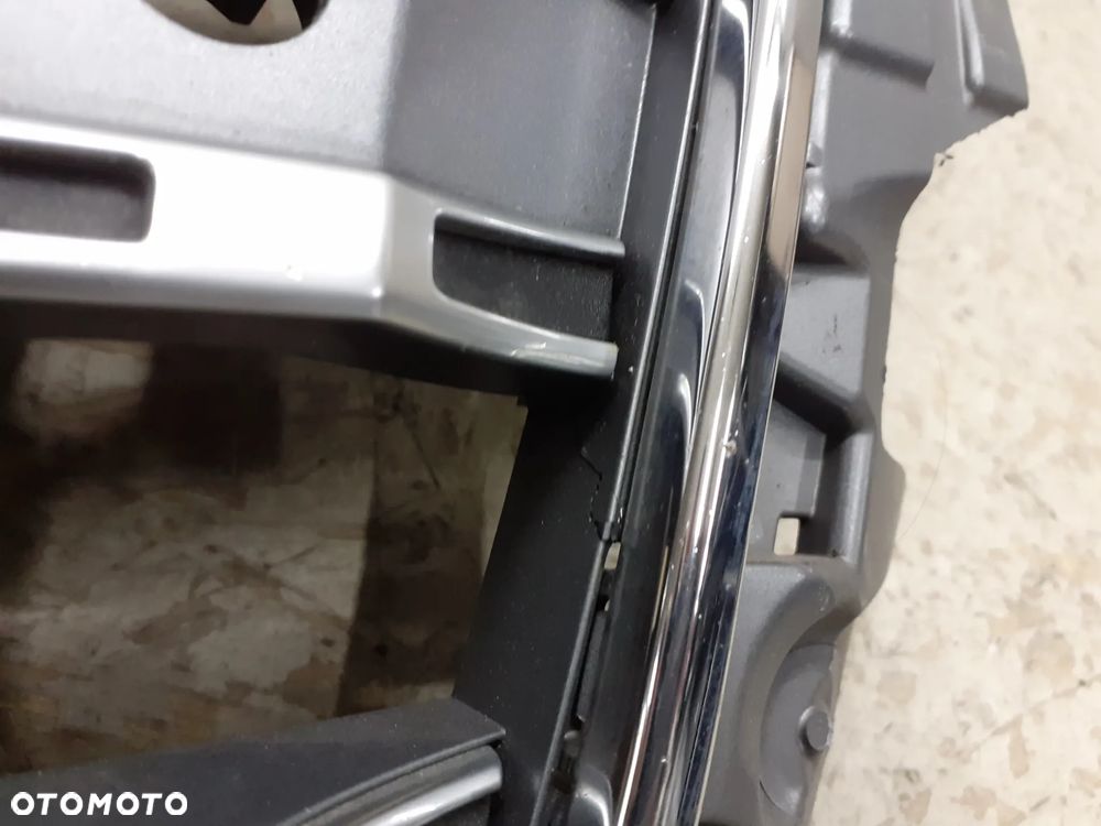 GRILL ATRAPA AUDI S3 8V 2013-2016R 8V3853651B/C - 8