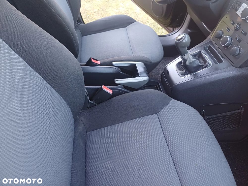 Opel Zafira - 28