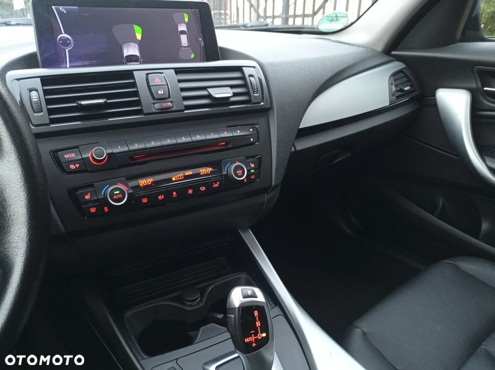 BMW Seria 1 118d Sport Line - 25
