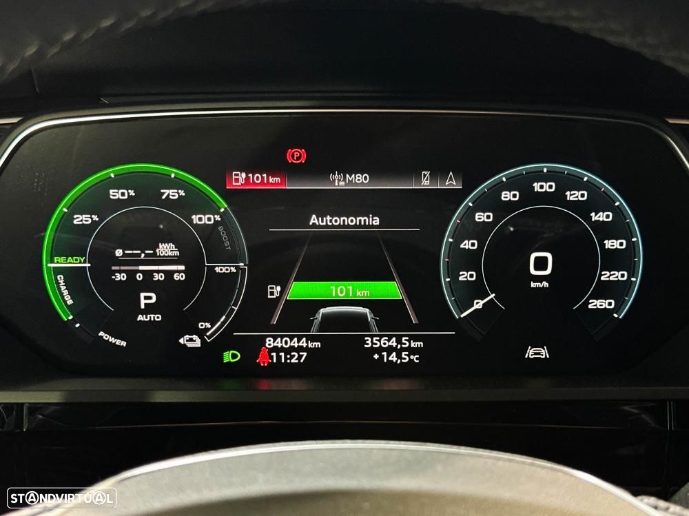 Audi e-tron 55 quattro S line - 31