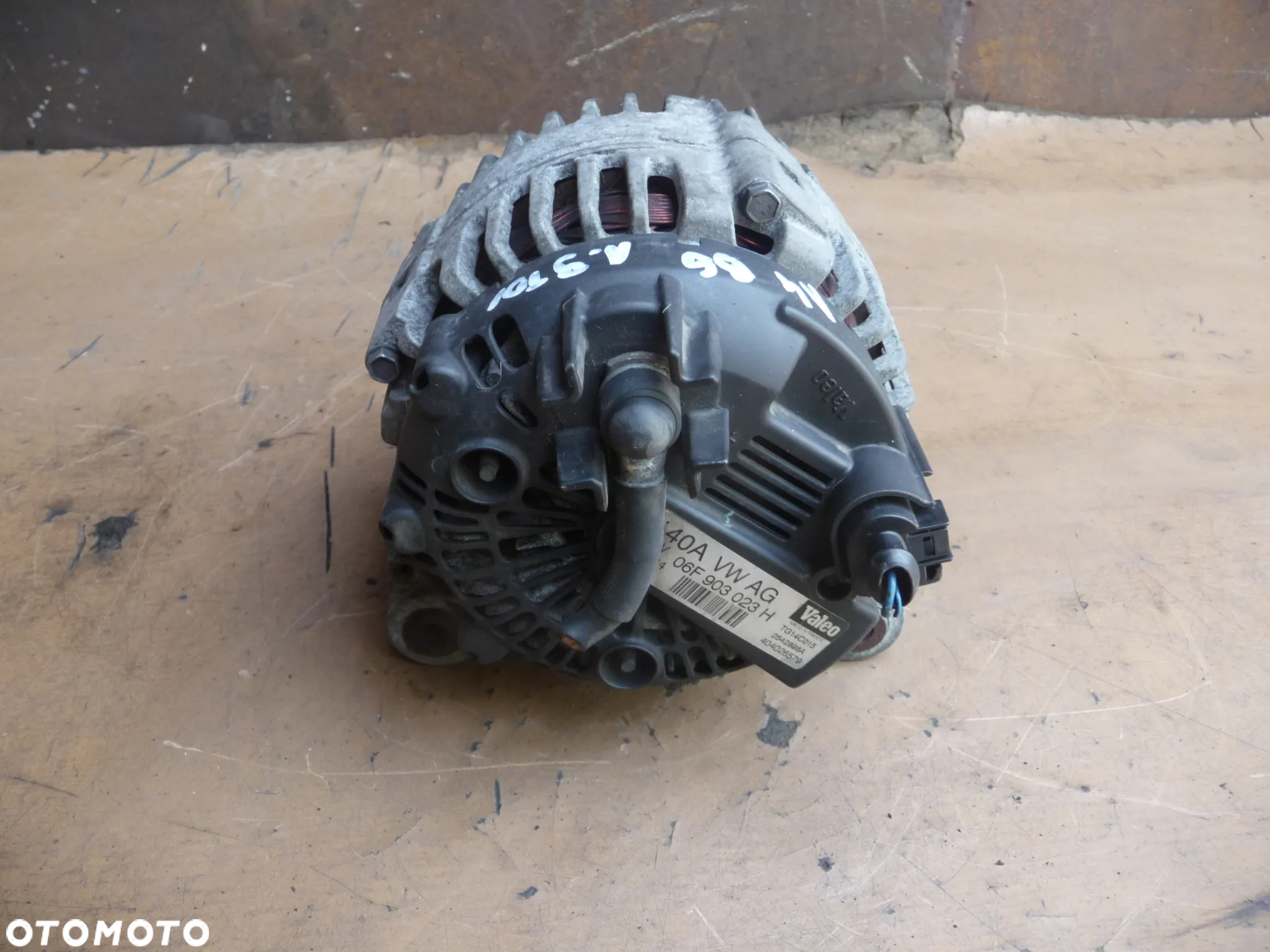 AUDI A4 B6 1.9 TDI ALTERNATOR 140A 06F903023H - 5
