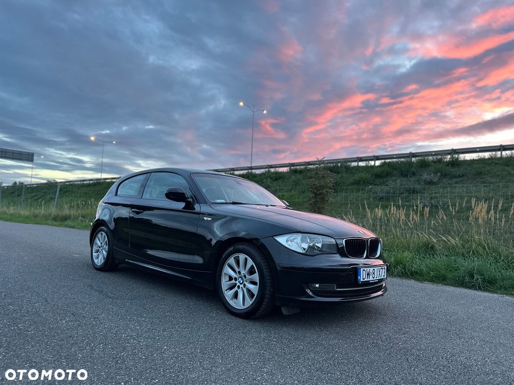 BMW Seria 1 118d Sport Line - 10
