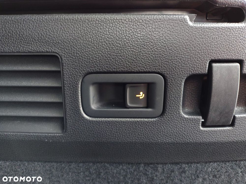 Volkswagen Arteon 2.0 TSI 4Motion R DSG - 29