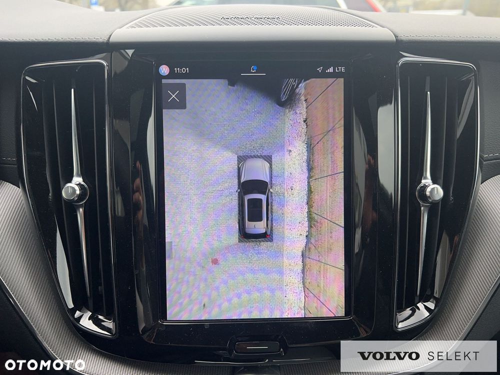 Volvo XC 60 B5 B AWD Ultra Black Edition - 19