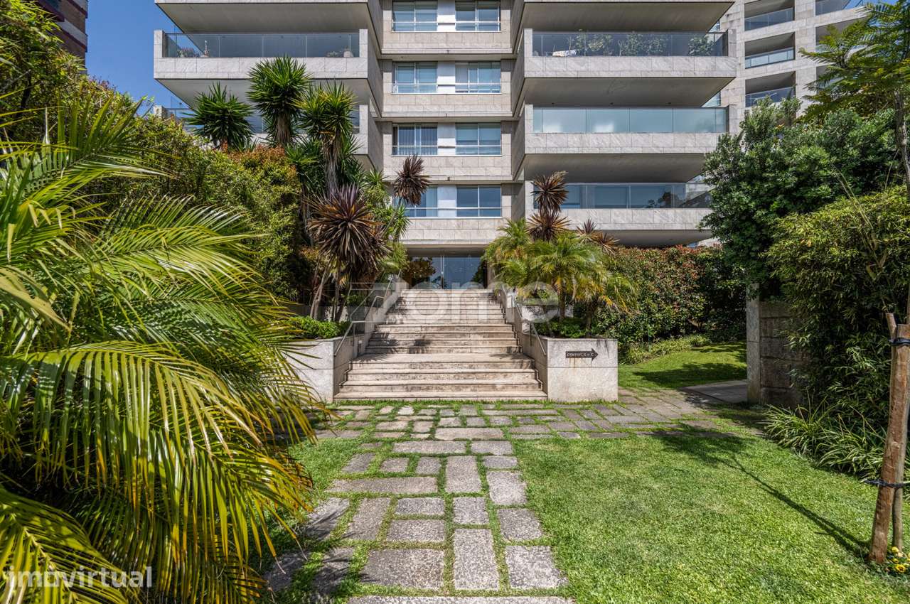 T4 com Varanda/Terraço | Condomínio Foz Palace | Pinhais da Foz |Po... - Grande imagem: 5/47
