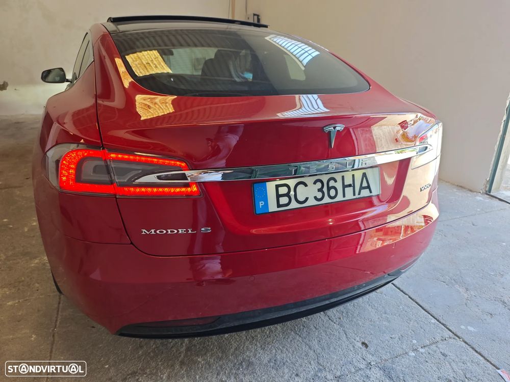 Tesla Model S 100D - 8