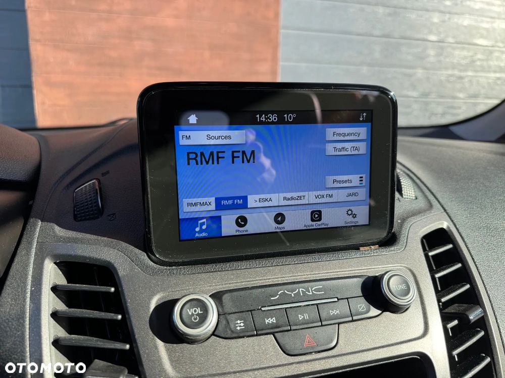 Ford Transit Connect - 15