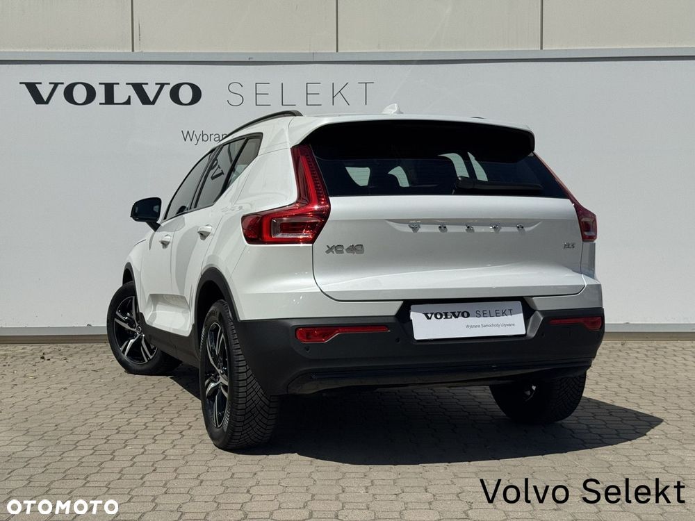 Volvo XC 40 B3 Plus Dark - 5