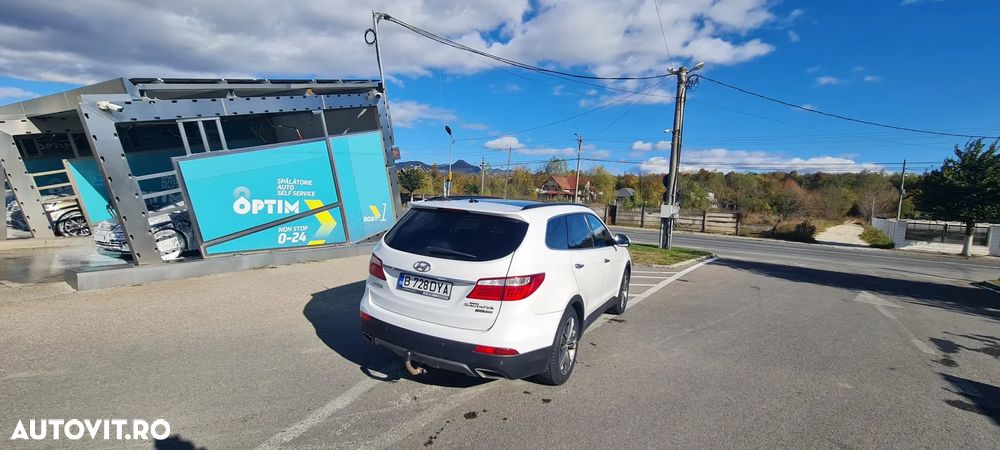 Hyundai Grand Santa Fe 2.2 CRDi 4WD Automatik Luxury - 3