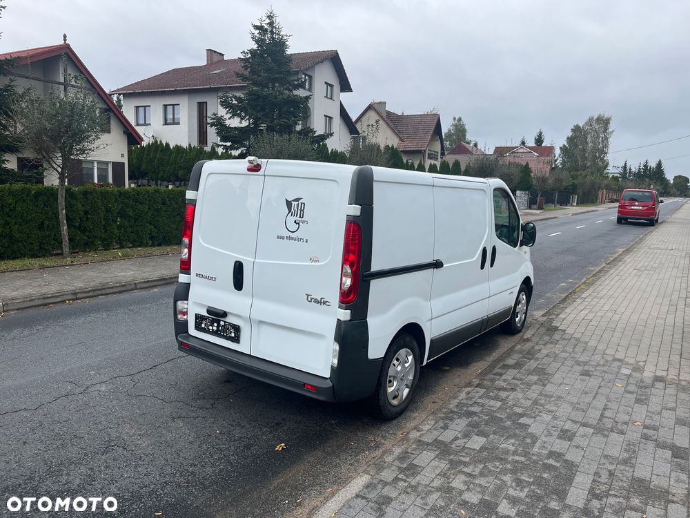 Renault Trafic - 6