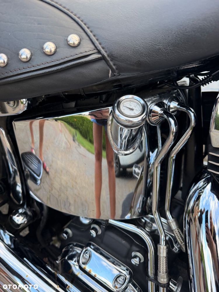 Harley-Davidson Softail Heritage Classic - 27