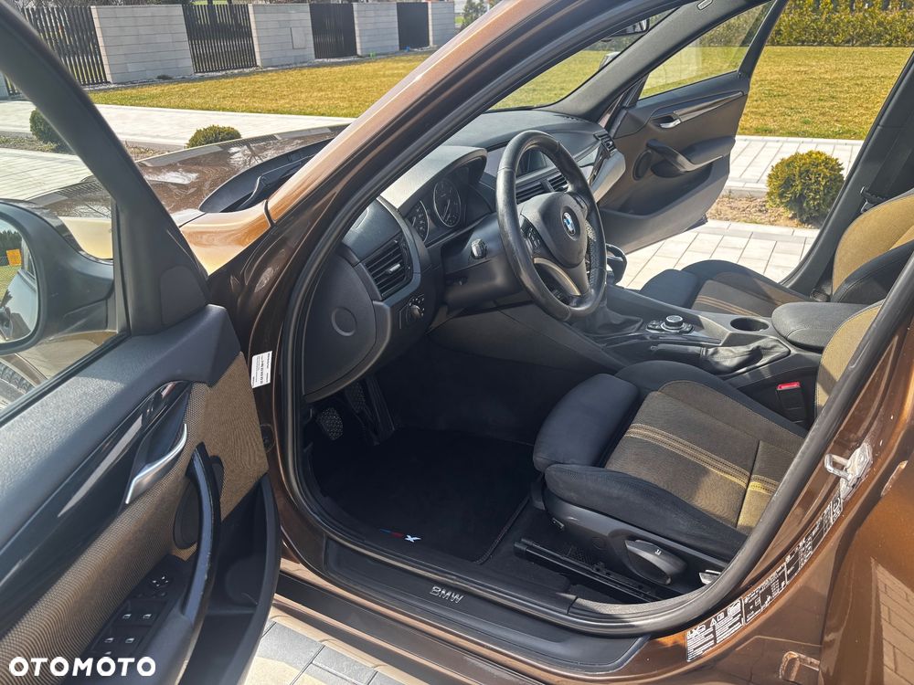 BMW X1 xDrive20d - 12