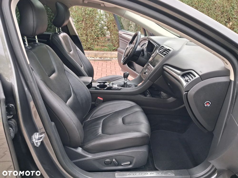 Ford Mondeo 2.0 EcoBlue Titanium - 4