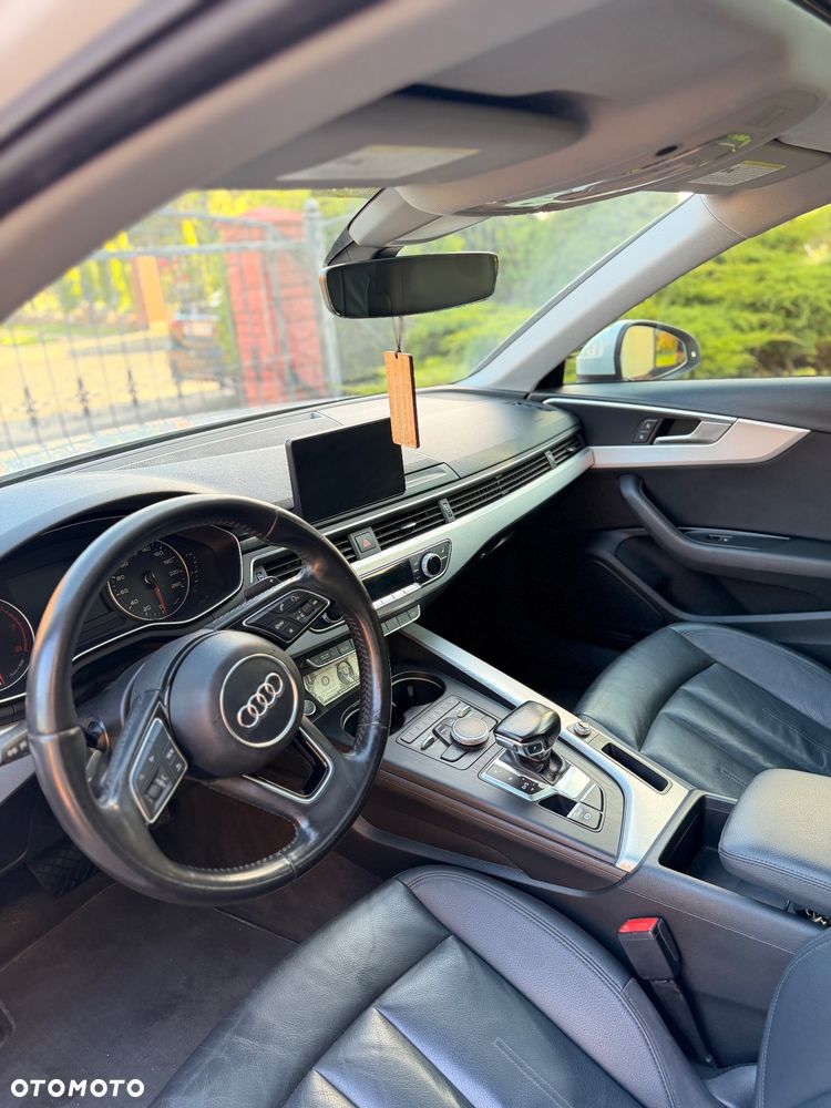 Audi A4 Limousine 2.0 TFSI ultra S tronic design - 5