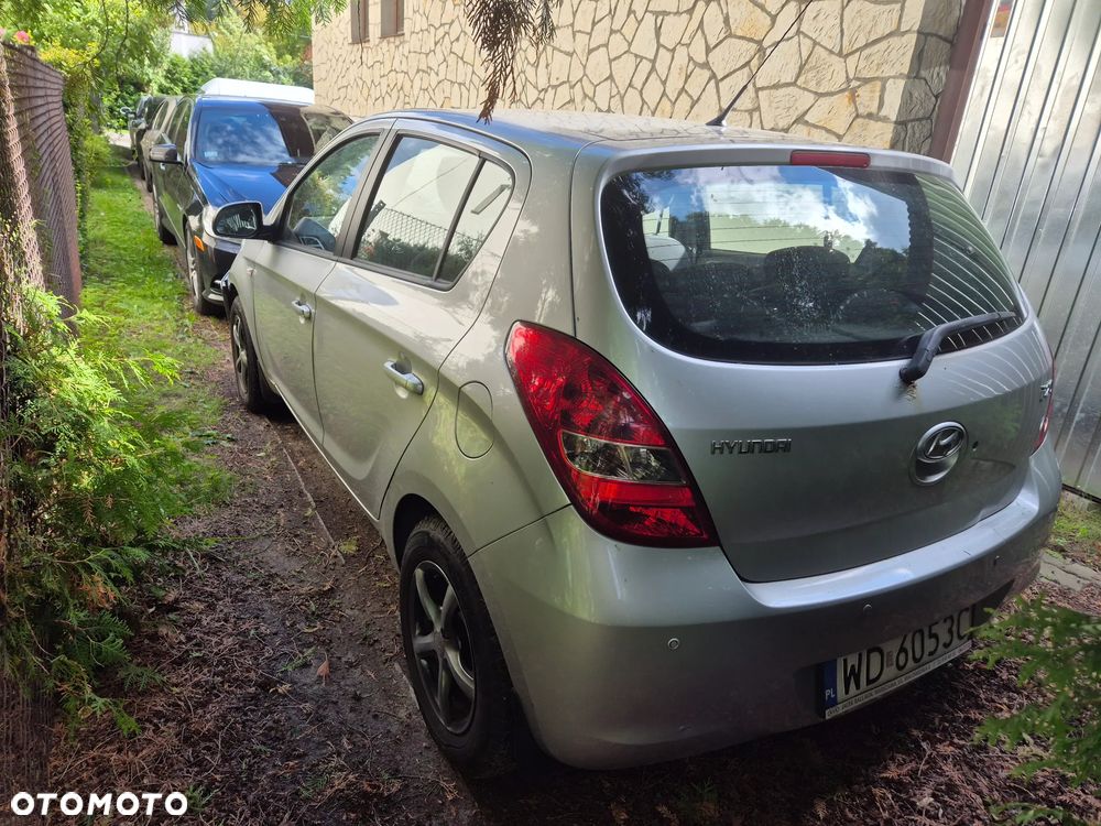 Hyundai i20 - 13