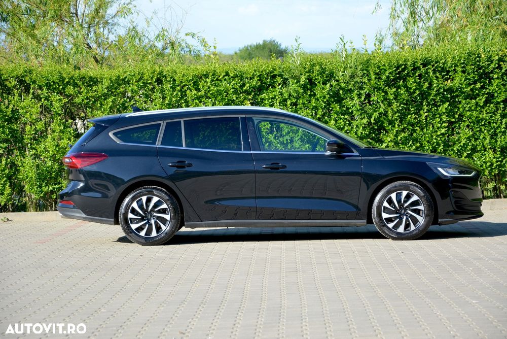 Ford Focus 1.0 EcoBoost Hybrid TITANIUM X - 6