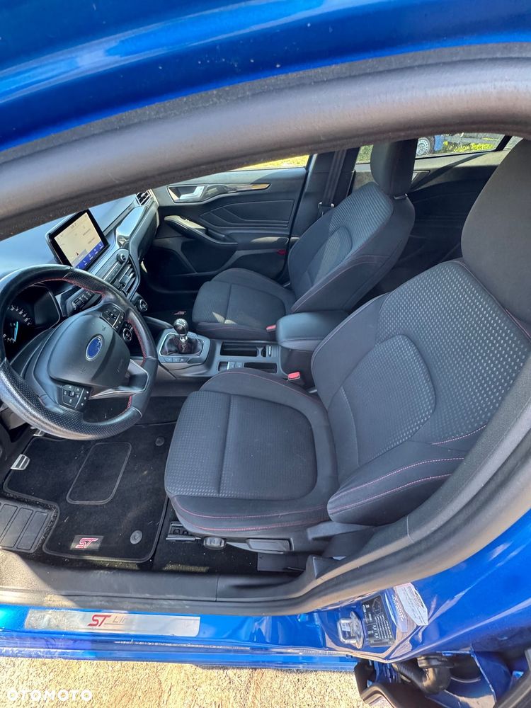 Ford Focus 1.0 EcoBoost ST-Line ASS - 25