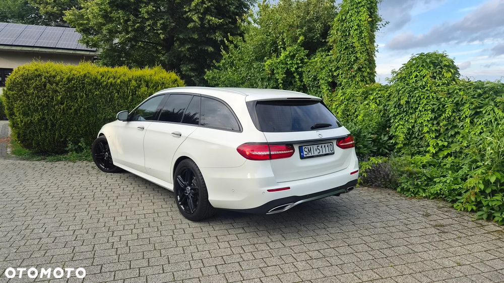 Mercedes-Benz Klasa E - 2