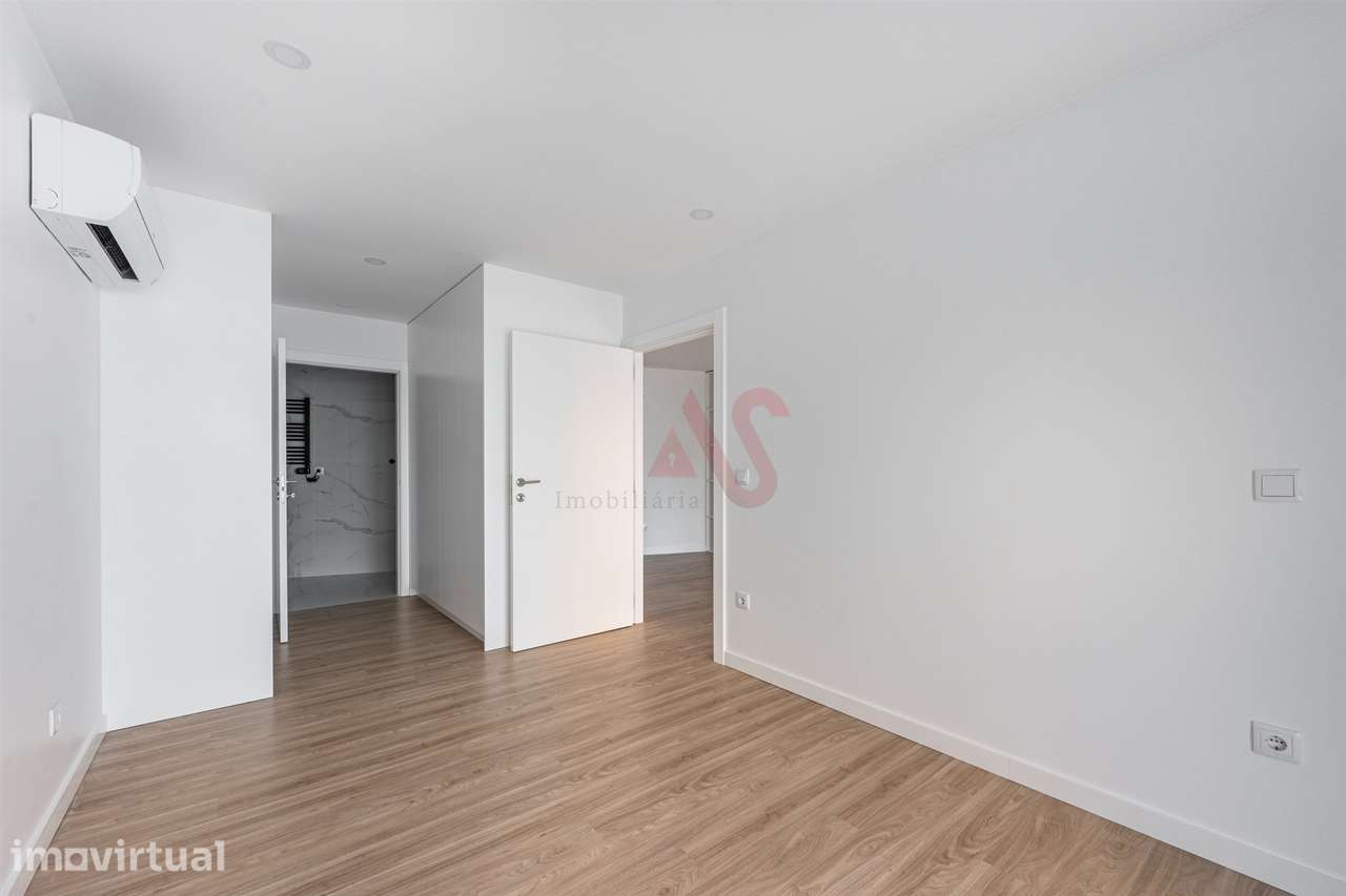 Apartamento T1 totalmente renovado, em Barco, Taipas, Guimarães - Grande imagem: 5/22