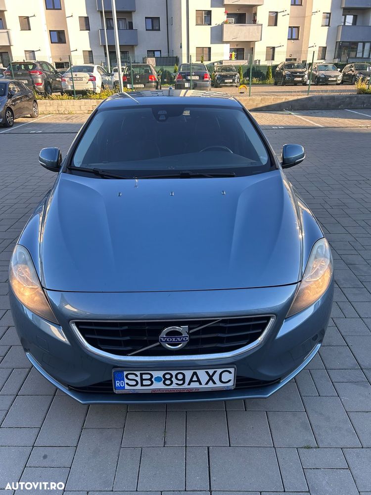 Volvo V40 - 1