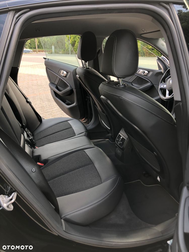 BMW Seria 2 218i Sport Line - 12