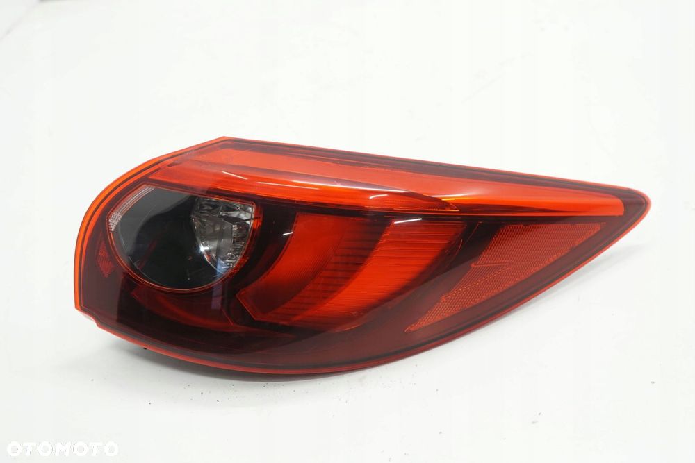 MAZDA CX-5 I LIFT 15R LAMPA PRAWY TYŁ PRAWA TYLNA W BŁOTNIK
