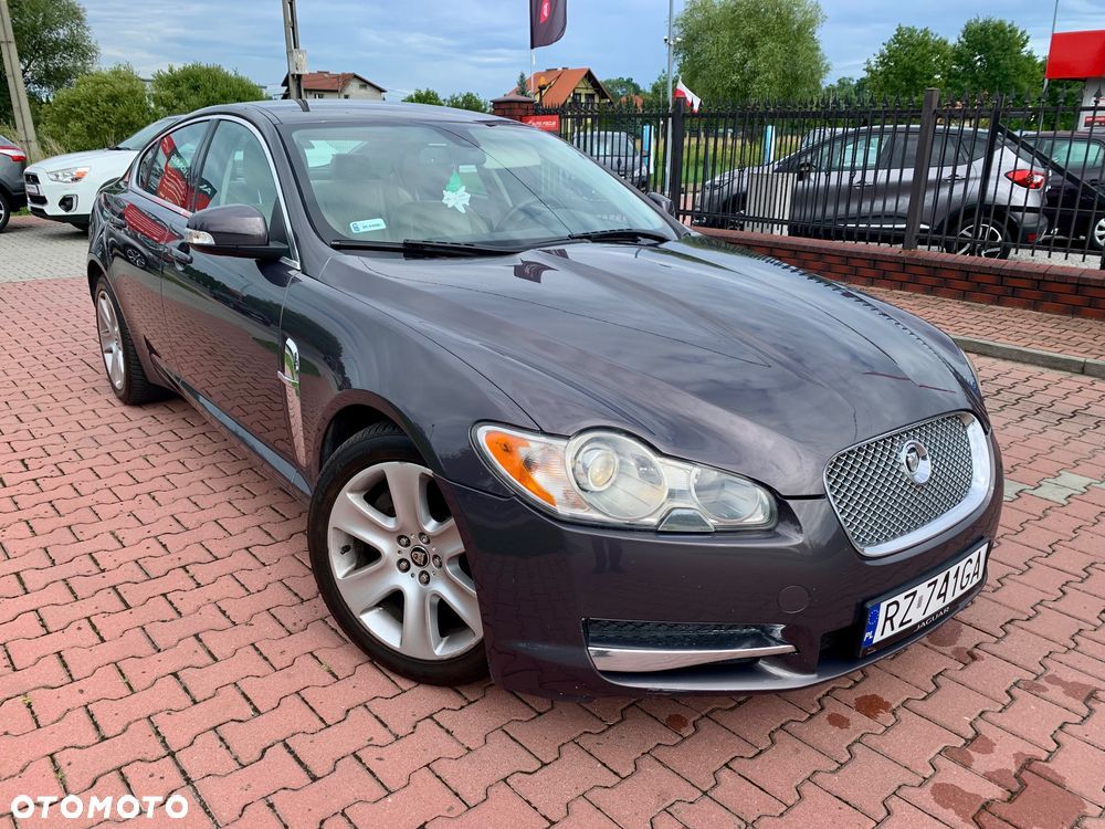 Jaguar XF 2.7 V6 Premium Luxury - 2
