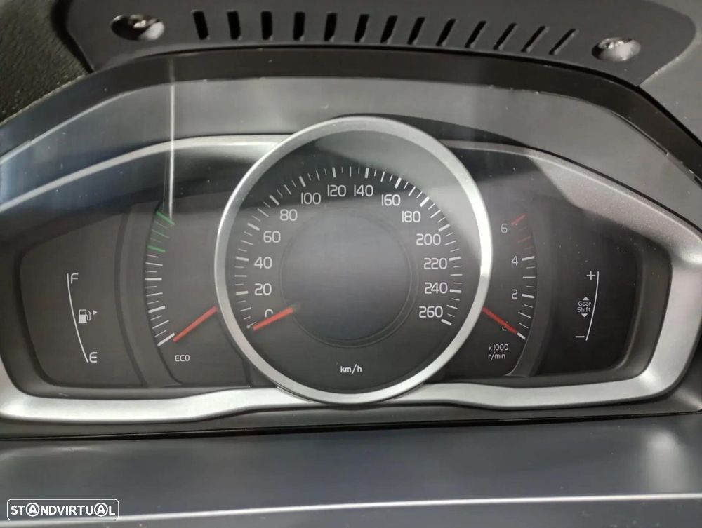 Volvo V60 - 16