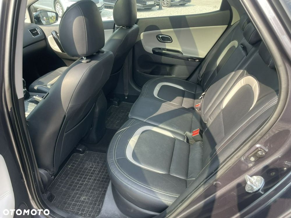 Kia Ceed 1.6 GDI XL - 28